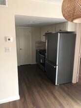 1304 Fairbanks Dr in Austin, TX - Building Photo - Building Photo