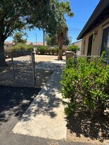 16435 Orange St in Hesperia, CA - Building Photo