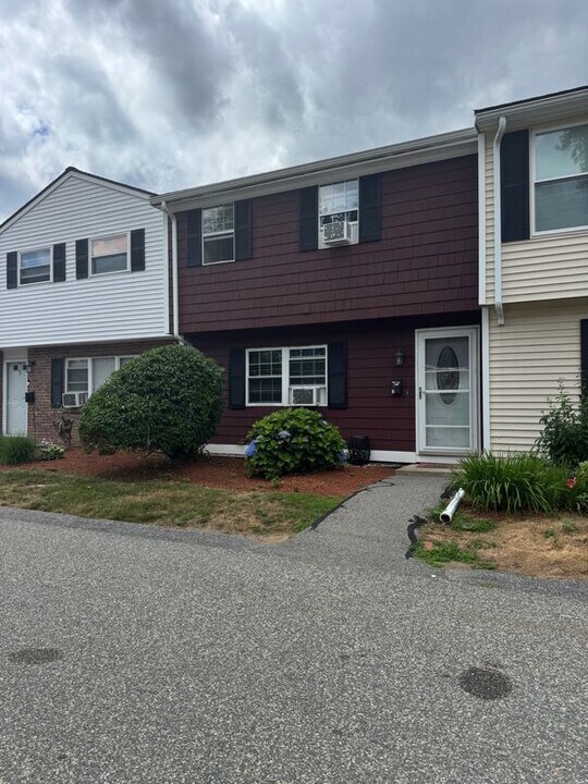 19 Orchard Ave in Haverhill, MA - Building Photo