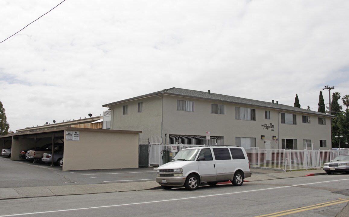 The Phyl-ray in San Leandro, CA - Foto de edificio