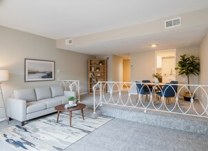 The Linden in Kansas City, MO - Foto de edificio - Building Photo