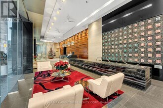 80 John St in Toronto, ON - Building Photo - Building Photo