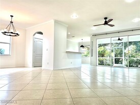 8251 Laurel Lakes Way in Naples, FL - Building Photo - Building Photo