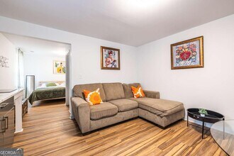 4350 Welcome All Rd in College Park, GA - Building Photo - Building Photo