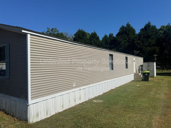 9499 Wendi Dr NE in Leland, NC - Building Photo - Building Photo