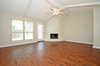 9718 Clanton St in Houston, TX - Building Photo - Building Photo