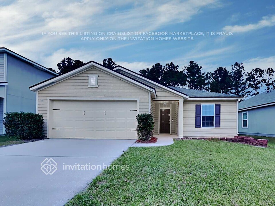 6835 Langford St in Jacksonville, FL - Foto de edificio
