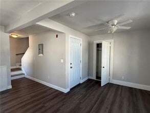 251 High St in Cumberland, RI - Building Photo - Building Photo