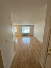 2247 SE Division St, Unit 2247 in Portland, OR - Building Photo - Building Photo