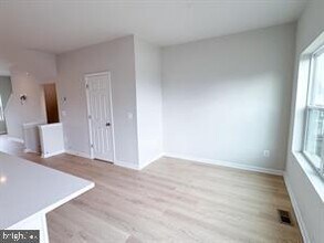 116 FLAXEN MANE Ct in Stephenson, VA - Building Photo - Building Photo