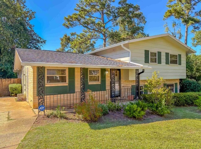 810 Devon Dr in Tallahassee, FL - Building Photo - Building Photo