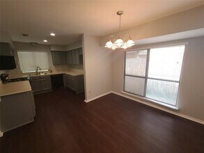 2442 Hallmark St in Grand Prairie, TX - Building Photo - Building Photo
