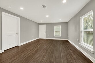 7515 Laredo St in Houston, TX - Building Photo - Building Photo