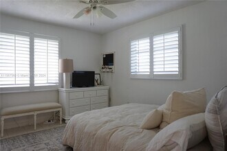 960 Benevento Ave, Unit 0 in Coral Gables, FL - Foto de edificio - Building Photo