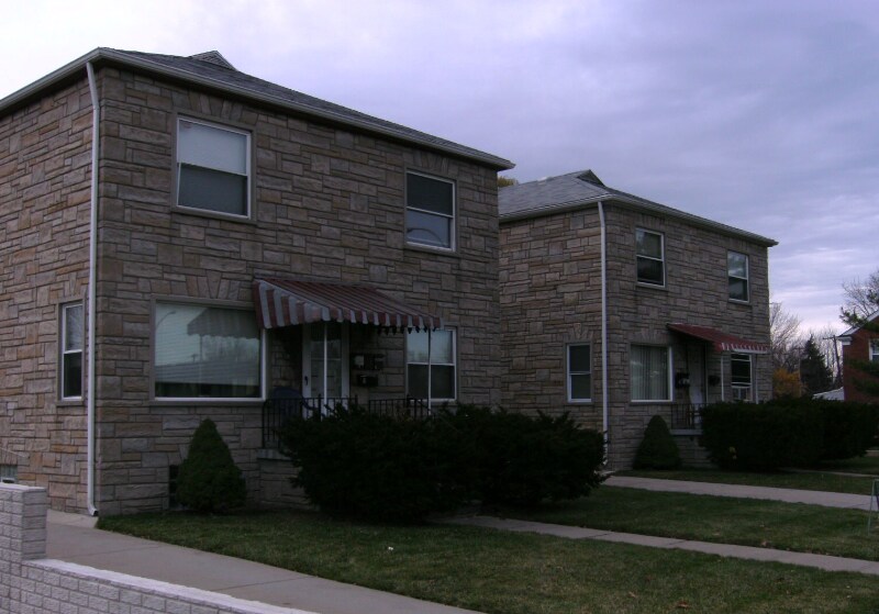 24930 W Outer Dr-Unit -4 in Lincoln Park, MI - Building Photo