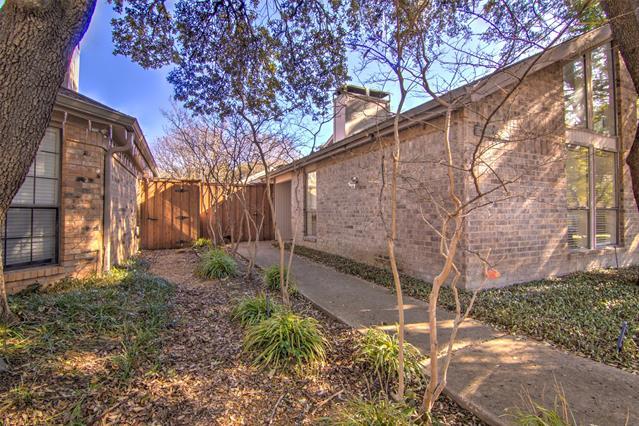 14822 Sopras Cir in Addison, TX - Building Photo - Building Photo