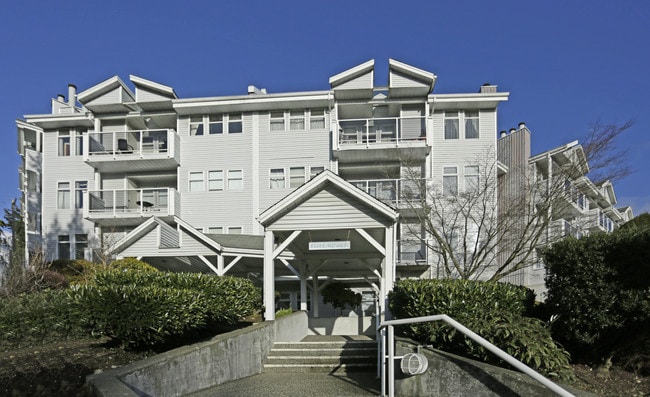 Ther Terrace in Burnaby, BC - Building Photo - Building Photo