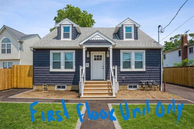property at 39 Bay Shore Ave
