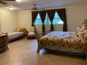 4300 Gail Blvd in Naples, FL - Building Photo - Building Photo