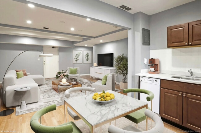 property at 7 4th St