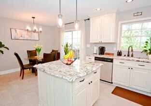 387 S Pickett St in Alexandria, VA - Building Photo - Building Photo