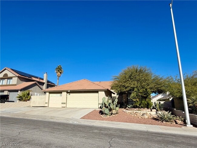 7108 Trading Post Ln in Las Vegas, NV - Building Photo - Building Photo
