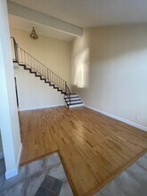 832 loadstone court in Rohnert Park, CA - Building Photo - Building Photo