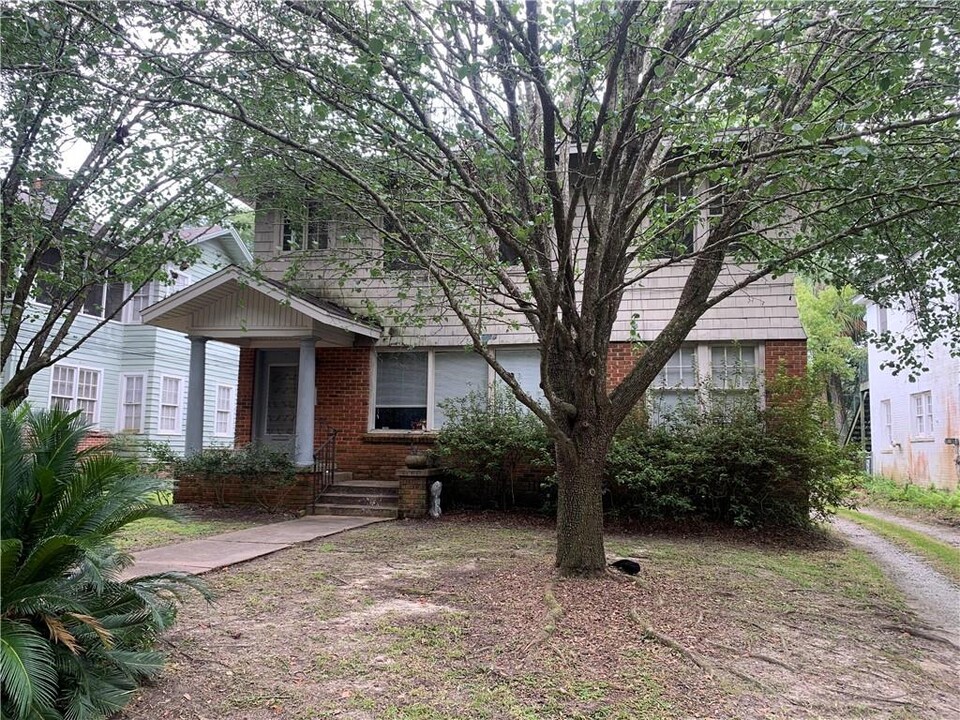 1863 Hunter Ave in Mobile, AL - Foto de edificio