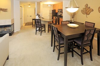 Embassy Place at White Oak Estate in Highland, IN - Building Photo - Interior Photo