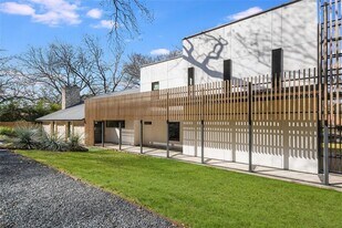 3404 Rivercrest Dr in Austin, TX - Building Photo