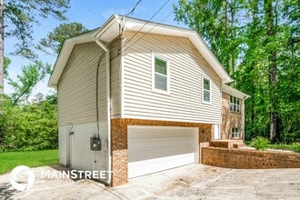 4204 Denniston Cir in Adamsville, AL - Building Photo - Building Photo