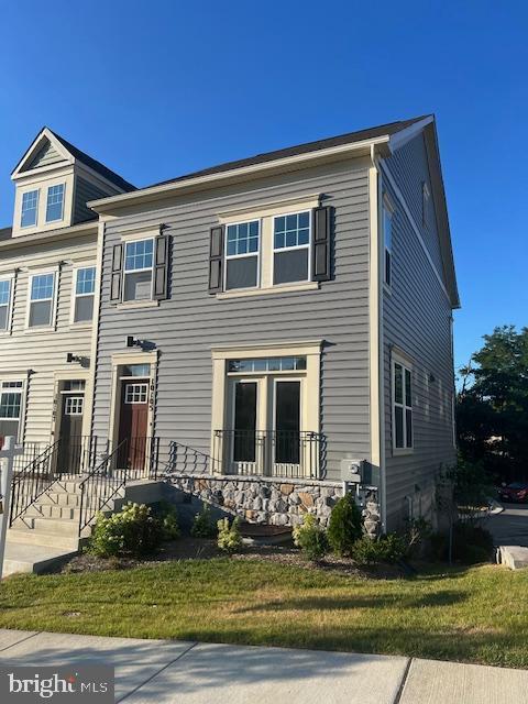 property at 10105 Kings Grove Wy