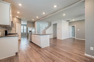 7603 Rainy Valley Ln in Rosenberg, TX - Building Photo - Building Photo