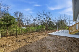 5240 N Pinecrest Ct in Bel Aire, KS - Building Photo - Building Photo