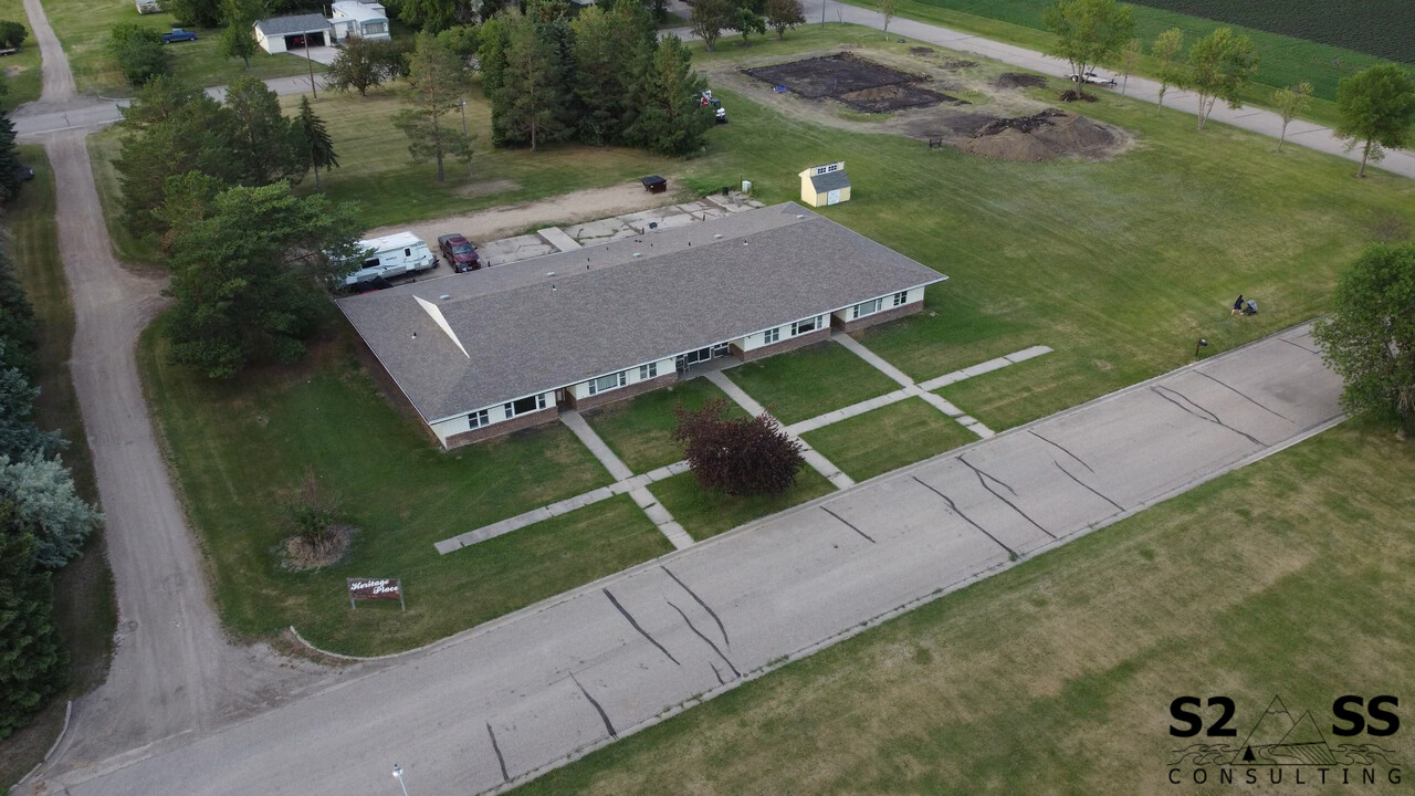 640 5th Ave in Saint Thomas, ND - Building Photo