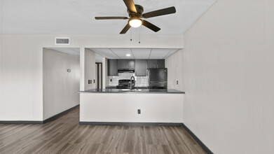 Bay City Flats in Ingleside, TX - Building Photo - Building Photo