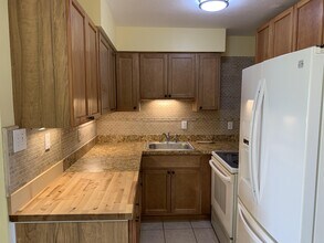 1120 Vineyard St in Lehigh Acres, FL - Building Photo - Building Photo