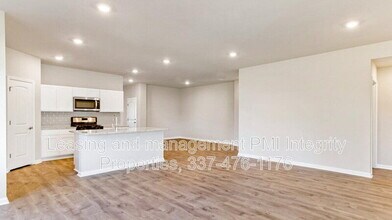 136 Romain Picard Dr in Maurice, LA - Foto de edificio - Building Photo