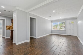 6742 Feldspar St in Houston, TX - Building Photo - Building Photo