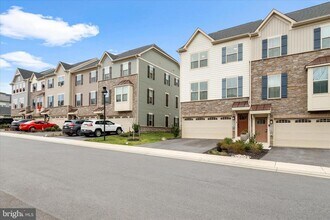 5924 Pecking Stone St in New Market, MD - Building Photo - Building Photo