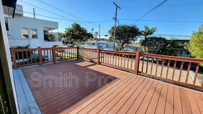 606 N Irena Ave in Redondo Beach, CA - Building Photo - Building Photo