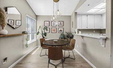 412 Norris Canyon Terrace in San Ramon, CA - Building Photo - Building Photo