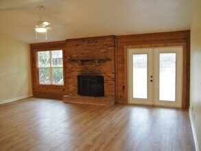 6742 Alan-A-Dale Trail in Tallahassee, FL - Building Photo - Building Photo