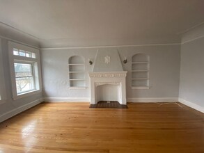6301 N Washtenaw Ave in Chicago, IL - Building Photo - Building Photo
