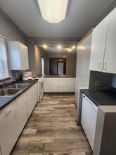 417 Taylor Ave in Charleston, IL - Building Photo - Building Photo