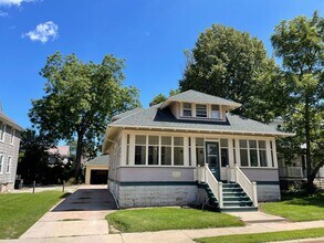 636 Jackson St in Oshkosh, WI - Building Photo - Building Photo