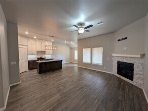 8405 NW 160th St in Edmond, OK - Building Photo - Building Photo