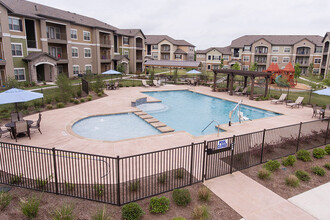 Cypress Creek at Wayside Drive Apartment H... in Houston, TX - Building Photo - Building Photo