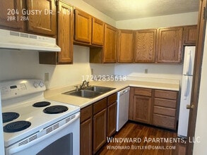 204 Gusty Dr in Butler, PA - Building Photo - Building Photo