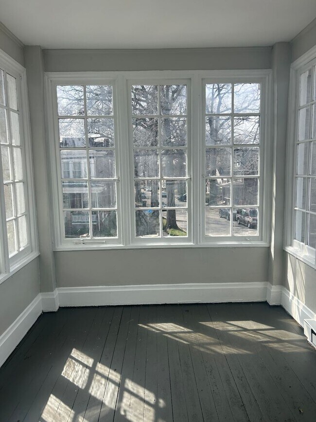 2667 N 6th St-Unit -Apartment 2 in Harrisburg, PA - Building Photo - Building Photo
